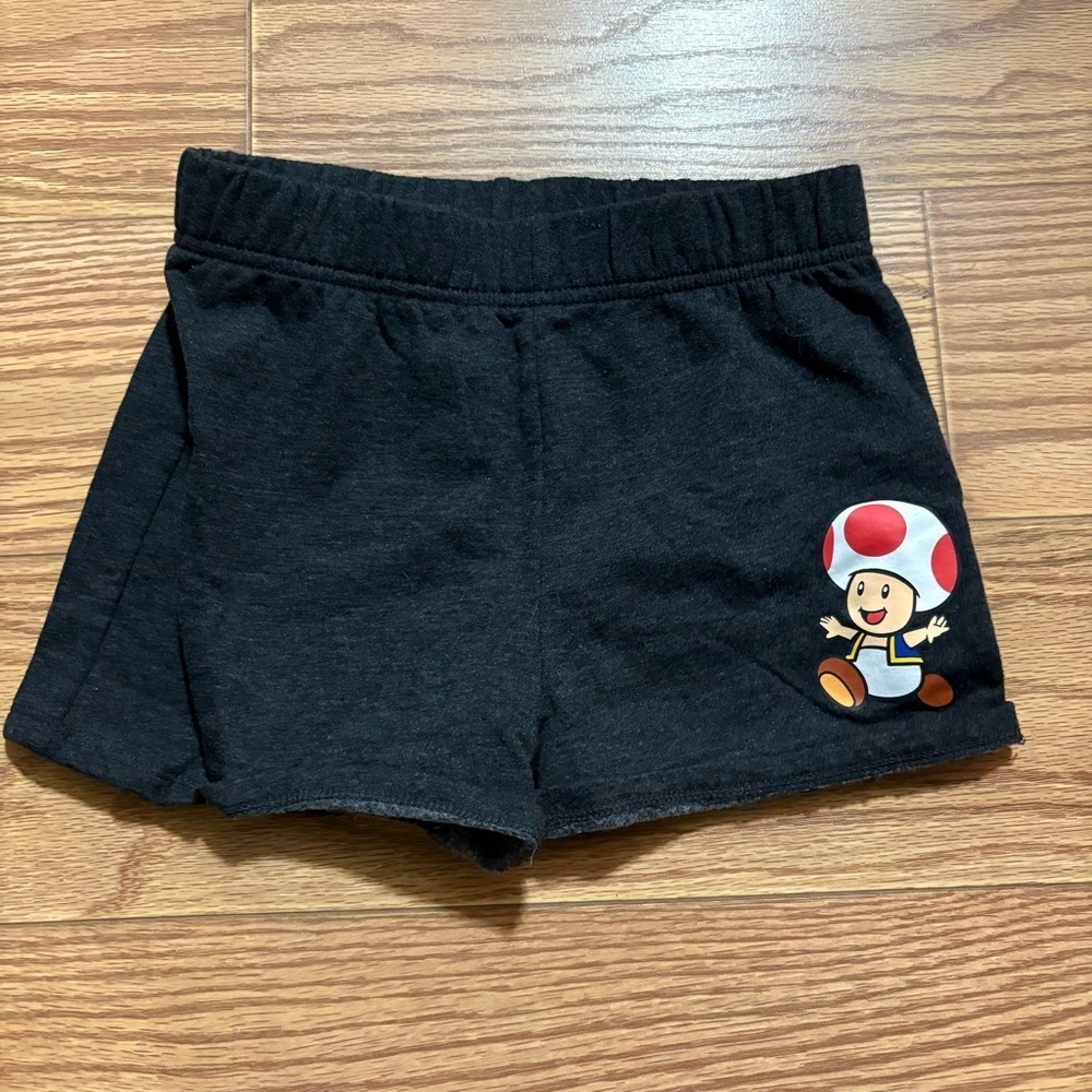Mario Toad Shorts Youth XL